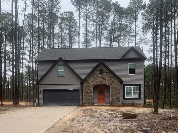 15860 Fox Ln, Wagram, NC 28396