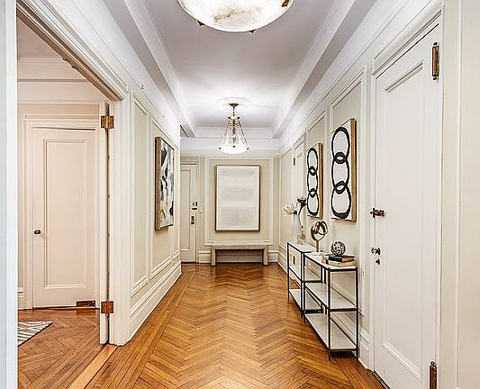 3rd image of 215 W 90th St APT 4A