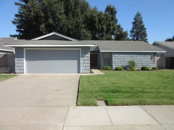 1386 Trailwood Ave, Manteca, CA 95336