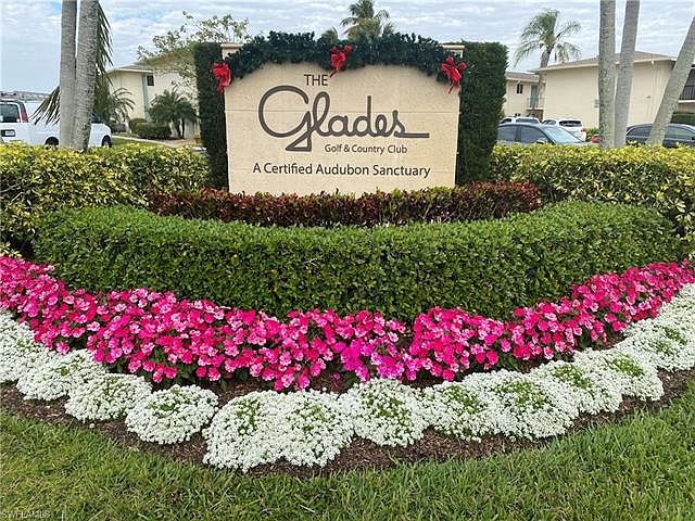 1st image of 62 Glades Blvd APT 2