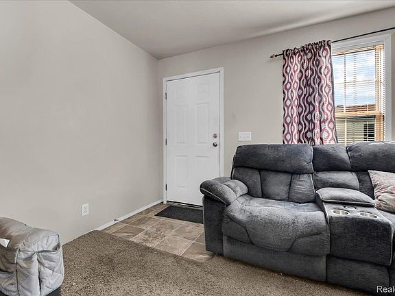 4th image of 4651 Bromley Ct