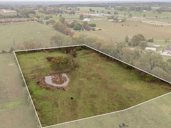 000 E Warren Avenue, Ozark, MO 65721