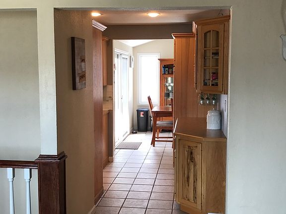 4th image of 2444 Craig Ave