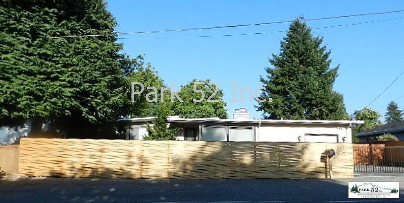 1st image of 3329 Sunset Dr W