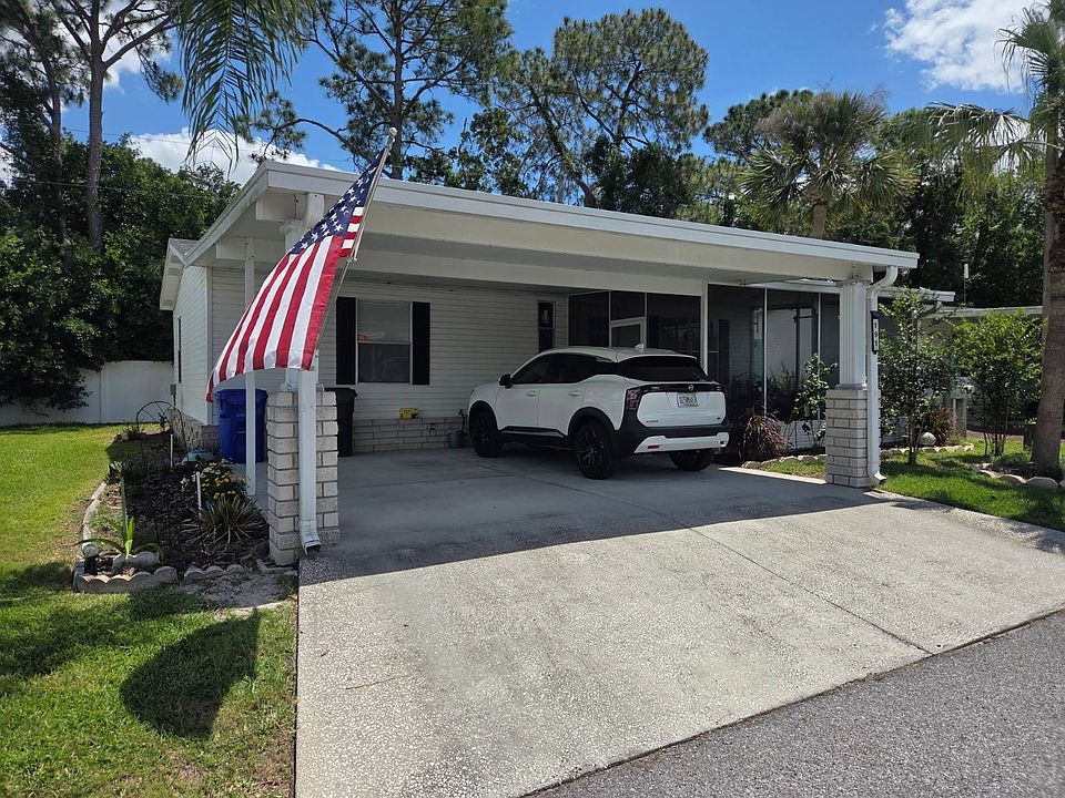 1st image of 191 Charlotte Cir E