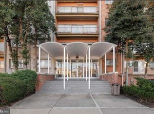 431 N Armistead St APT 502, Alexandria, VA 22312