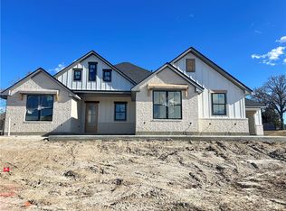 3273 Rose Hill Ln, Bryan, TX 77808