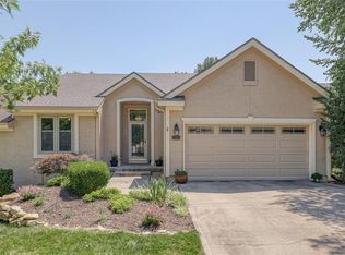 2413 NW Ashurst Dr, Lees Summit, MO 64081