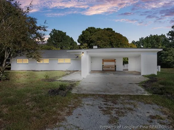 2663 Everitte St, Fayetteville, NC 28306