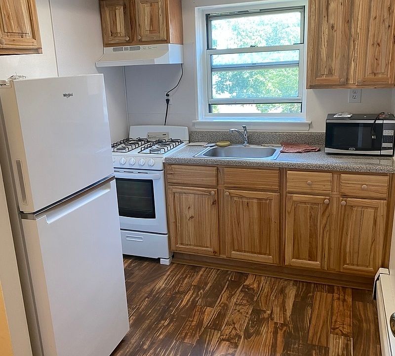 1st image of 122-02 85th Ave #3