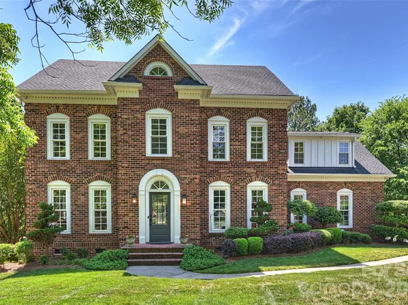 6504 Hunter Pine Ln, Charlotte, NC 28270