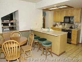 3rd image of 1737 Lakeside Cir #1737