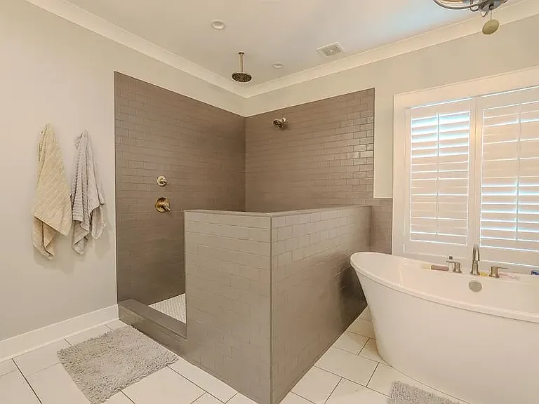 127 Ashbey Cir — Photo 21