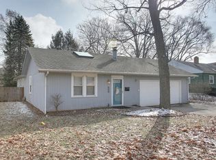 606 S Chicago Ave, Champaign, IL 61821