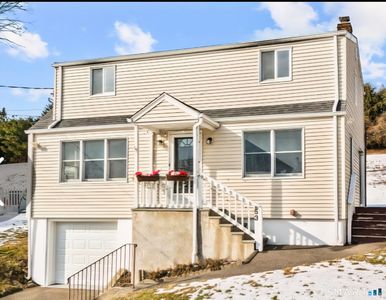 53 Hilltop Drive, Southport, CT, 06890