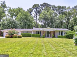 715 Glenforest Rd, Sandy Springs, GA 30328