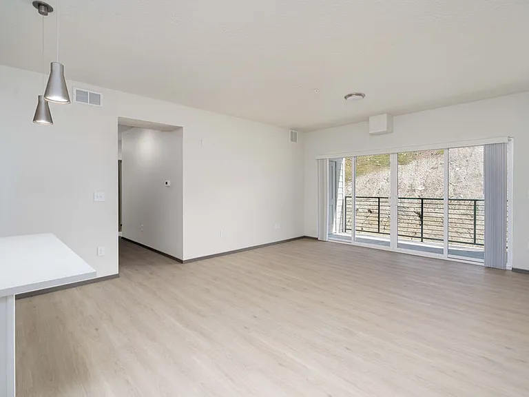 The Vistas Apartments at Beacon Hill — Photo 81