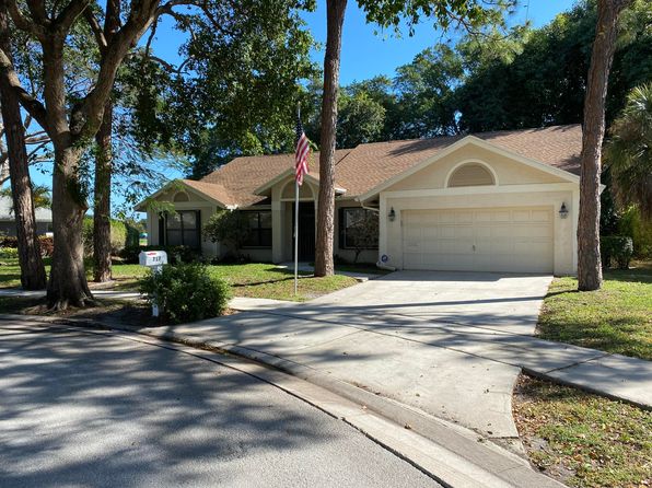 717 Golf Ct Delray Beach Fl 33445 Zillow