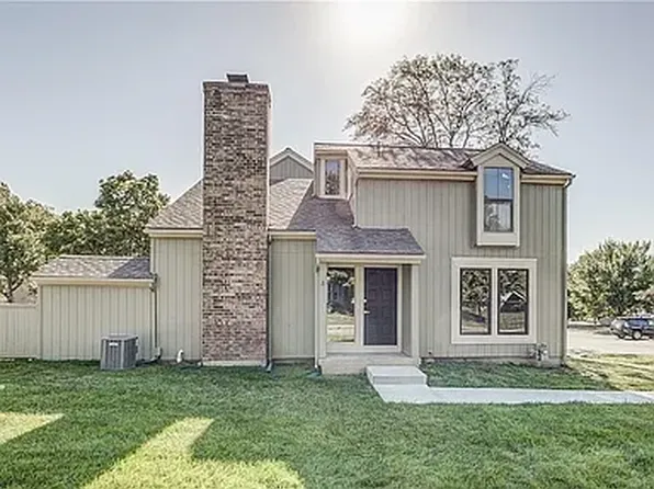 12144 W 82nd Ter, Lenexa, KS 66215