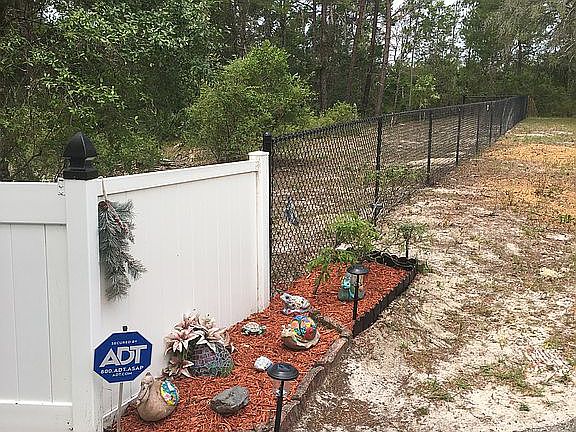 Entrance from Magnolia 