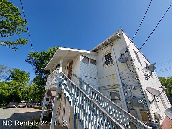 2nd image of 202 W Holt St Unit D
