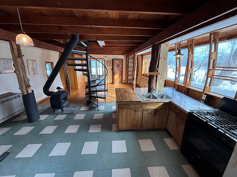 2nd image of 2074 East St