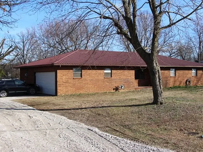 3411 E Heritage Pkwy — Photo 21