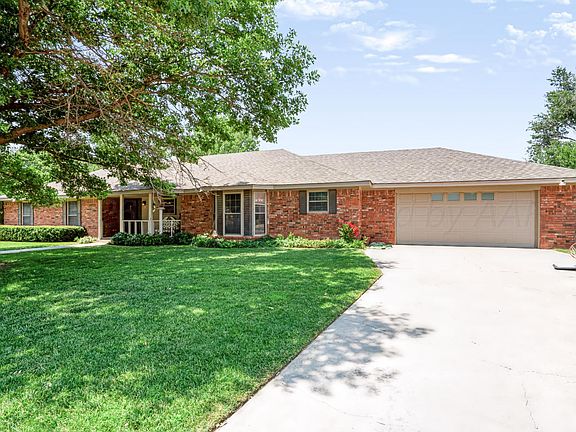 2nd image of 1701 Caddo Cir