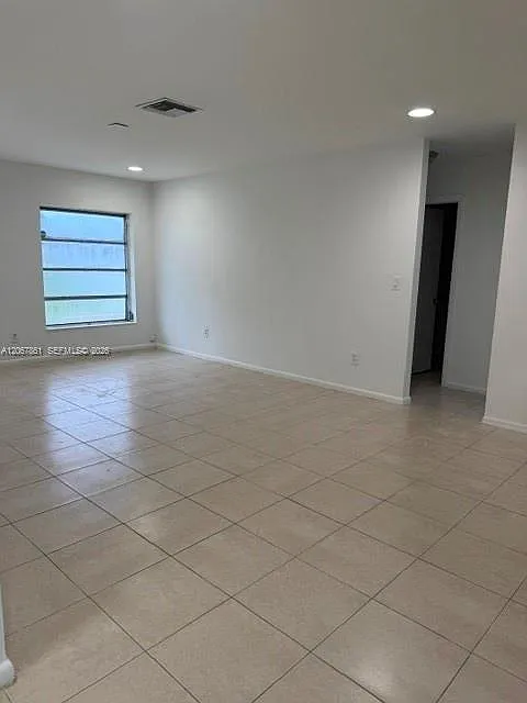 2 bed, 1.0 bath, $2,200 — Photo 4