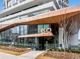 60 Central Park Dr