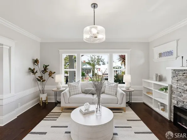 2040 Crosby Ave, Oakland, CA 94601