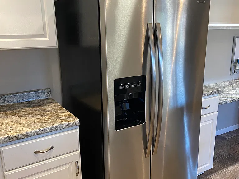 102 W Loma Vista Dr #104 — Photo 5