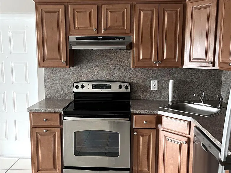 1108 Green Pine Blvd #F3 — Photo 5