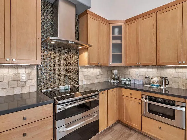 1875 E Oasis Dr — Photo 10
