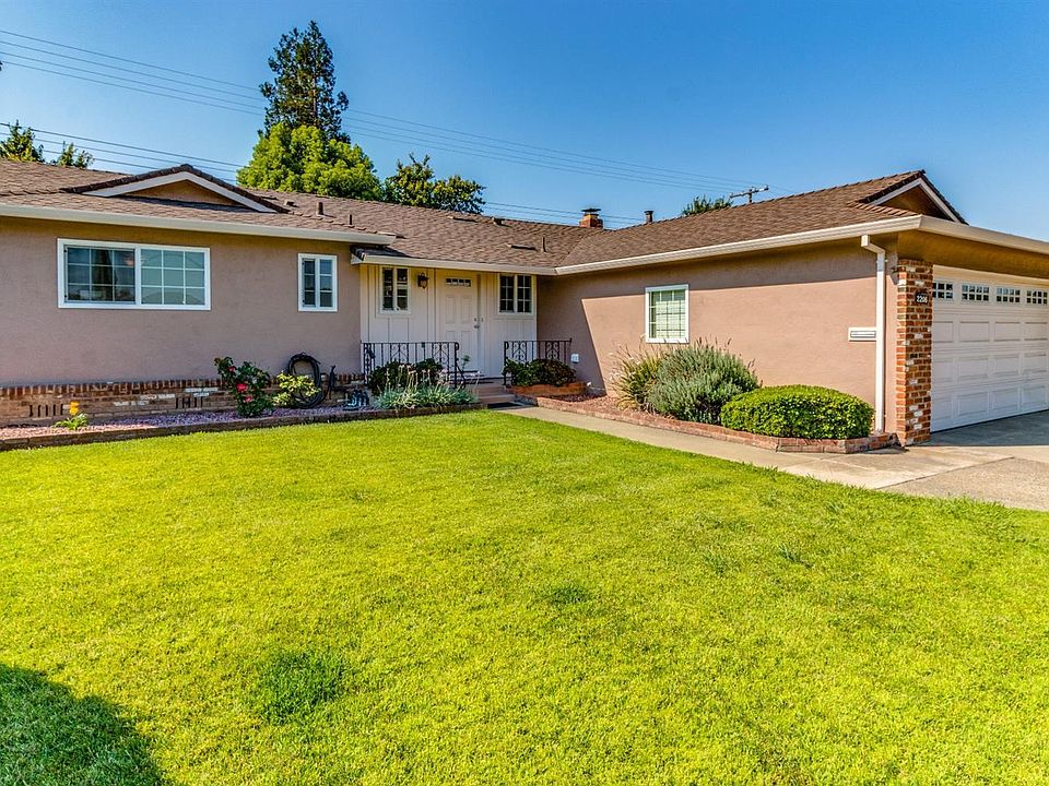 2nd image of 2206 Corbin Ln