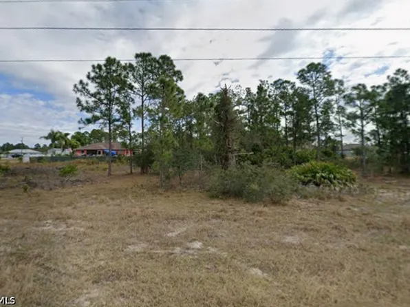729 Andover Ave S, Lehigh Acres, FL 33974