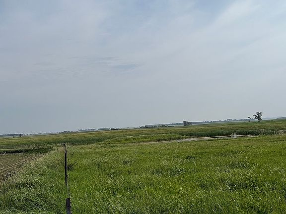 22 Acres of fenced pasture 