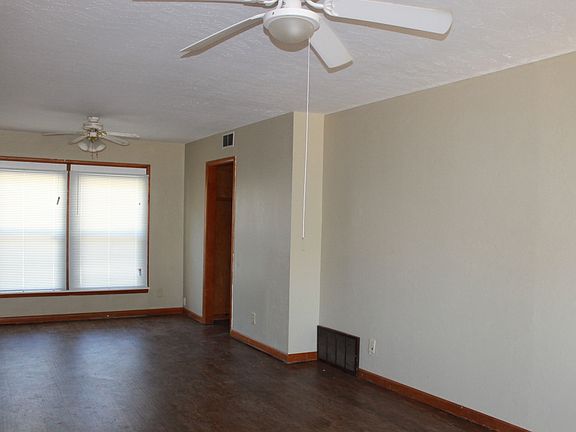 4th image of 641 E Frolich Dr