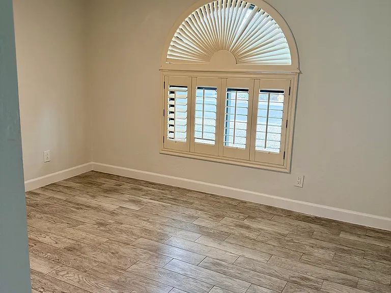 6030 E Winchcomb Dr — Photo 23