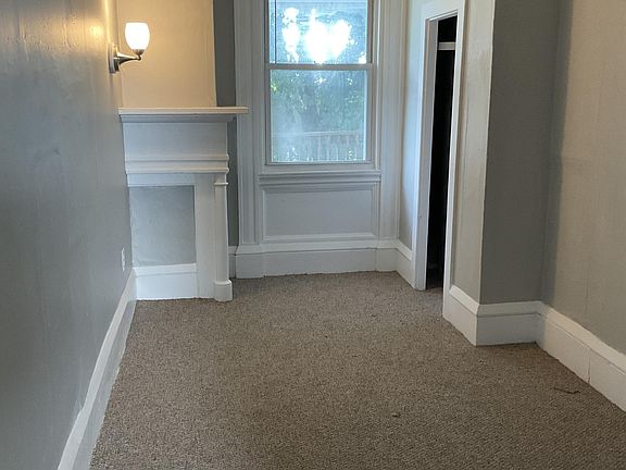 2nd image of 16 Drummond St #1
