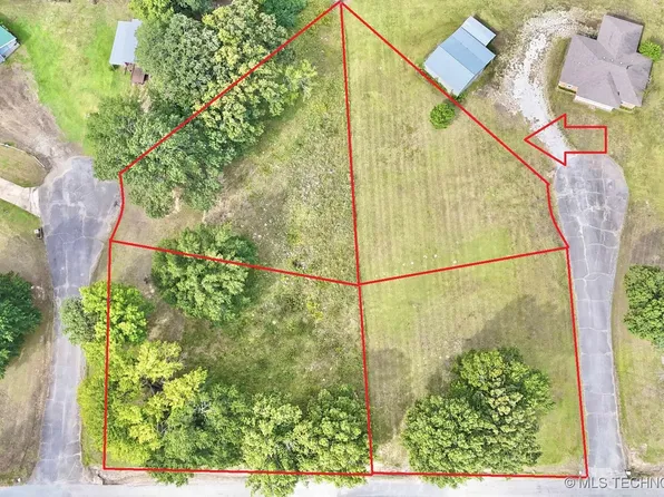 16 NW 3rd Cir, Stigler, OK 74462