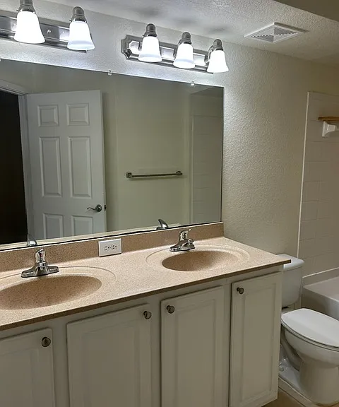 10075 Gate Pkwy N #1610 — Photo 27