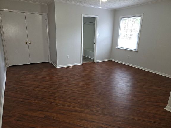2nd image of 4202 Coventry Rd
