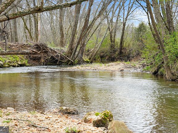4th image of 605 Lynch Mountain Rd