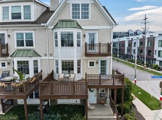 6943 Father Caruso Dr, Cleveland, OH 44102