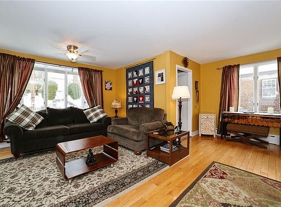 4th image of 73 Riverview Ave