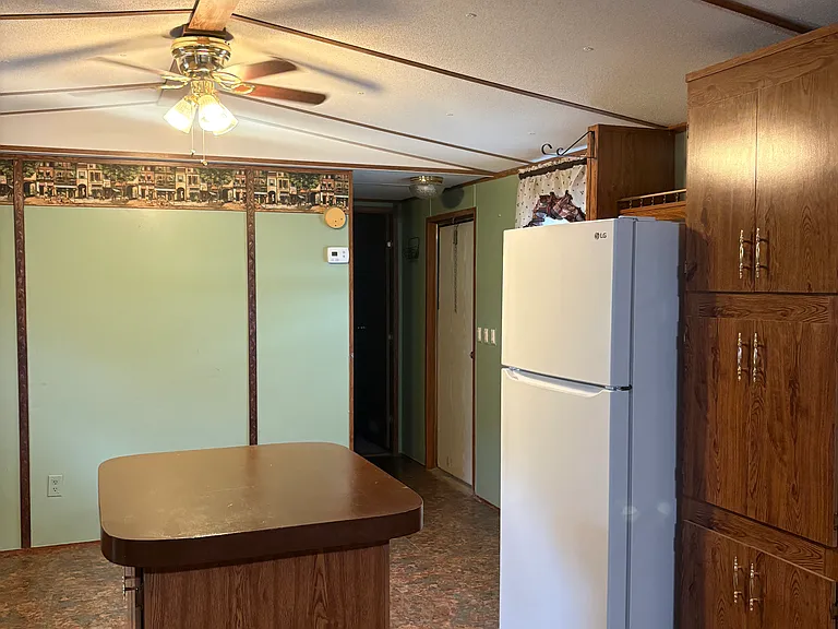124 Watson Ln #12 — Photo 9