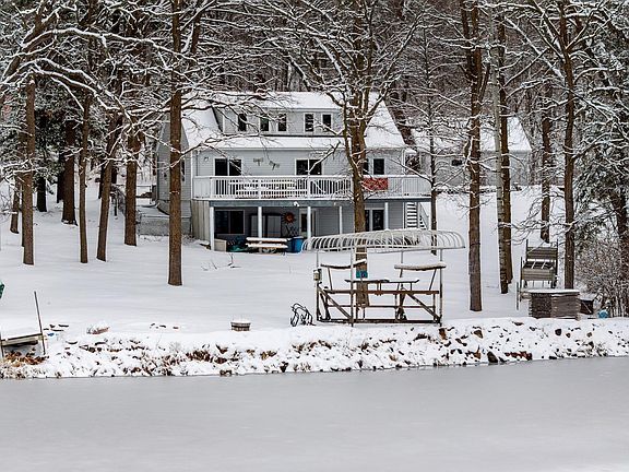 2nd image of 15307 Pine Shores Rd