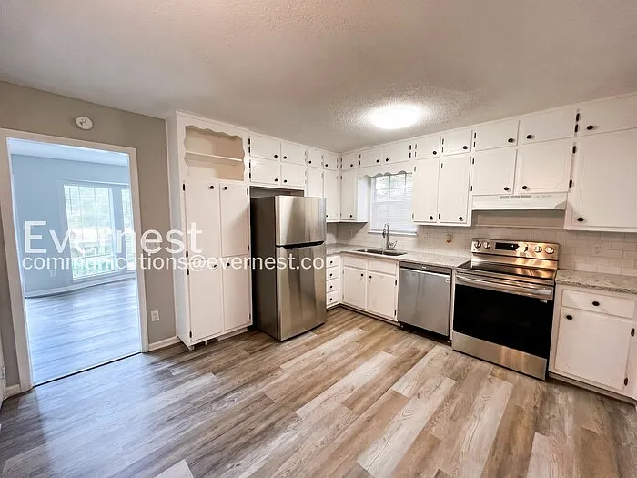 5536 Cheryl Dr — Photo 3