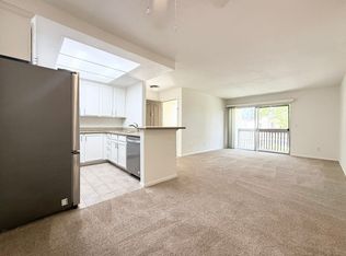 432 Edgehill Ln UNIT 60, Oceanside, CA 92054